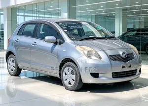Toyota Vitz 2007 Gray