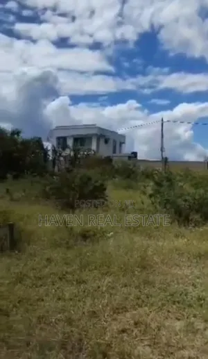 Kiwanja Kinauzwa Kigamboni Geza Ulole