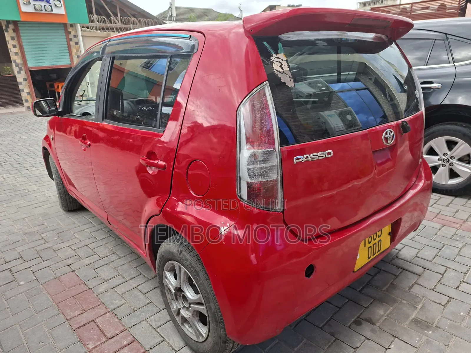 Toyota Passo 2005 Red