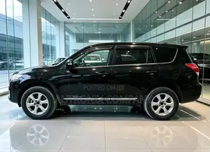 Toyota Vanguard 2011 Black