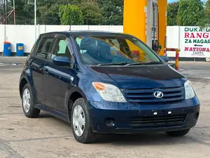 Toyota IST 2006 Blue
