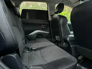 Mitsubishi Outlander 2010 Black