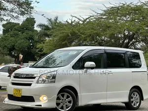 Toyota Noah 2009 White