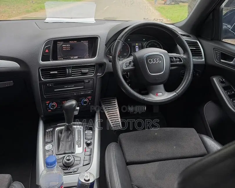 Audi Q5 2012 Black