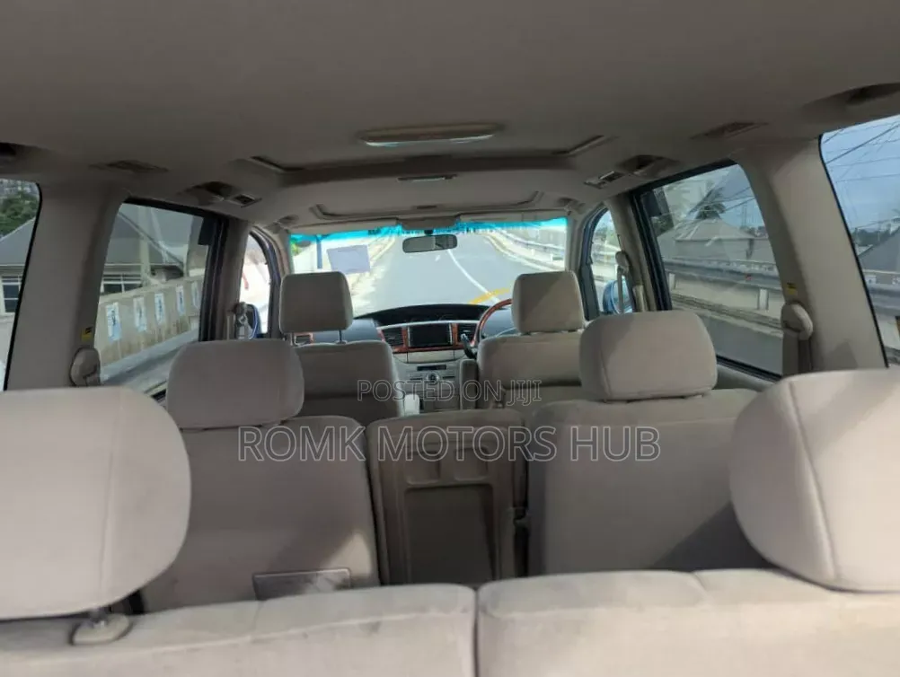 Toyota Noah 2009 Blue