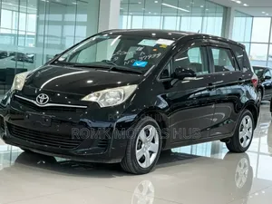 Toyota Ractis 2013 Black
