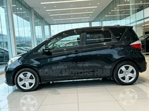 Toyota Ractis 2013 Black