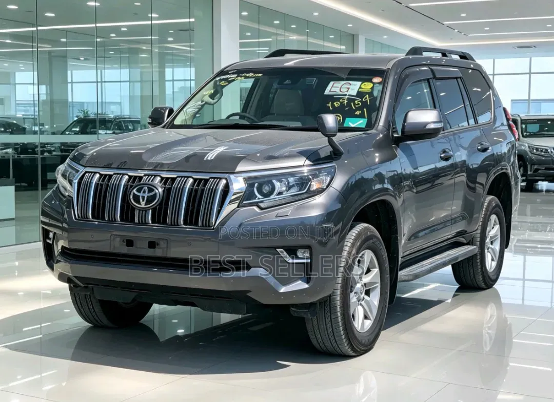 Toyota Land Cruiser Prado 2019 Gray