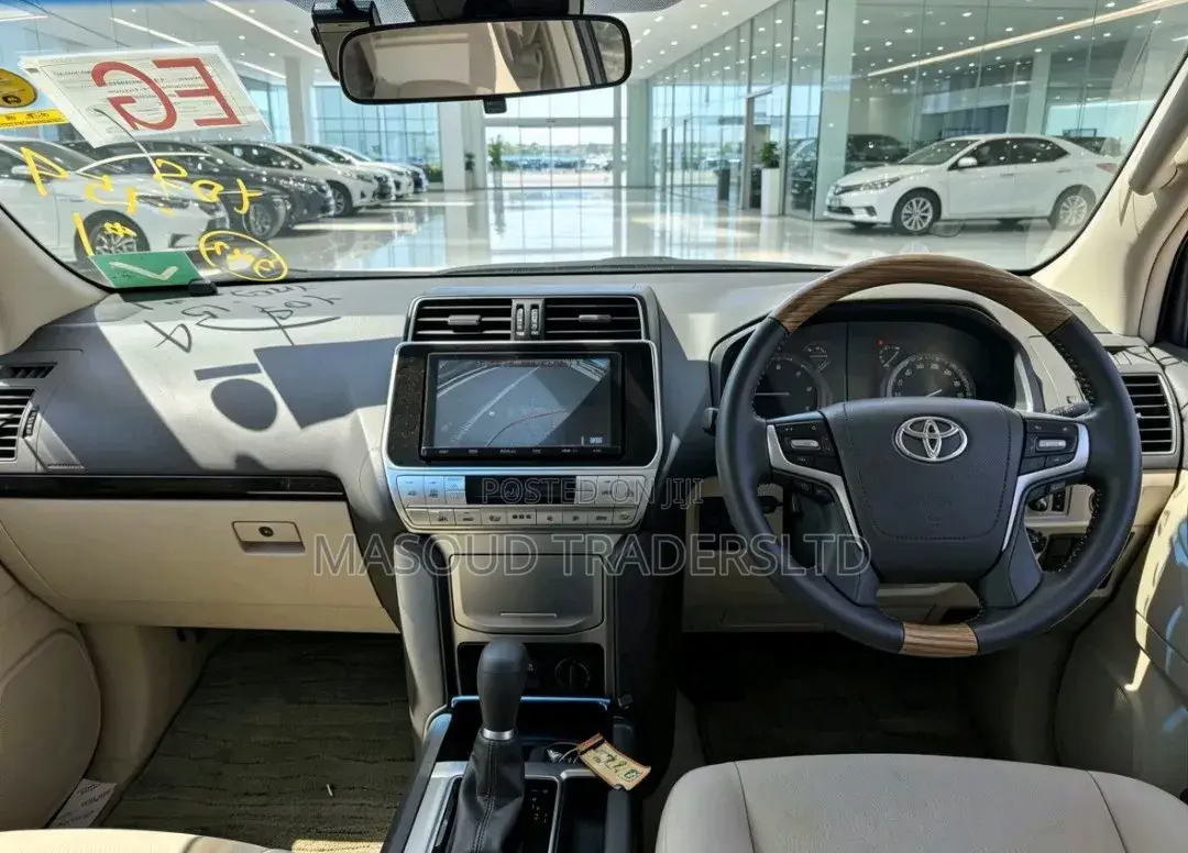 Toyota Land Cruiser Prado 2019 Gray