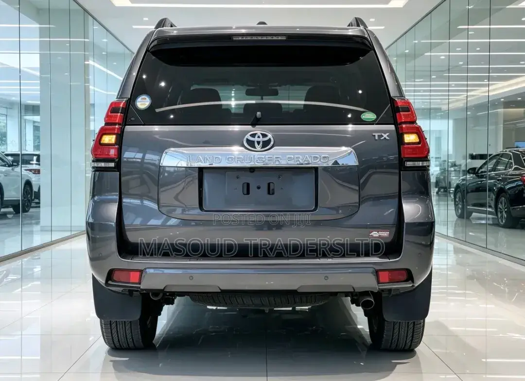 Toyota Land Cruiser Prado 2019 Gray