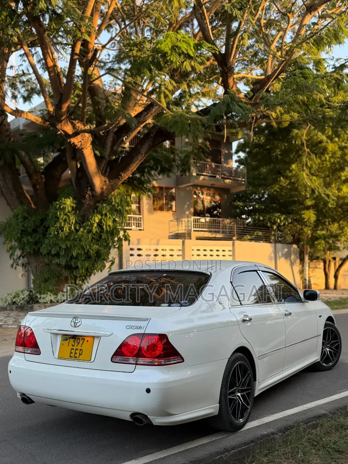 Toyota Crown 2007 White