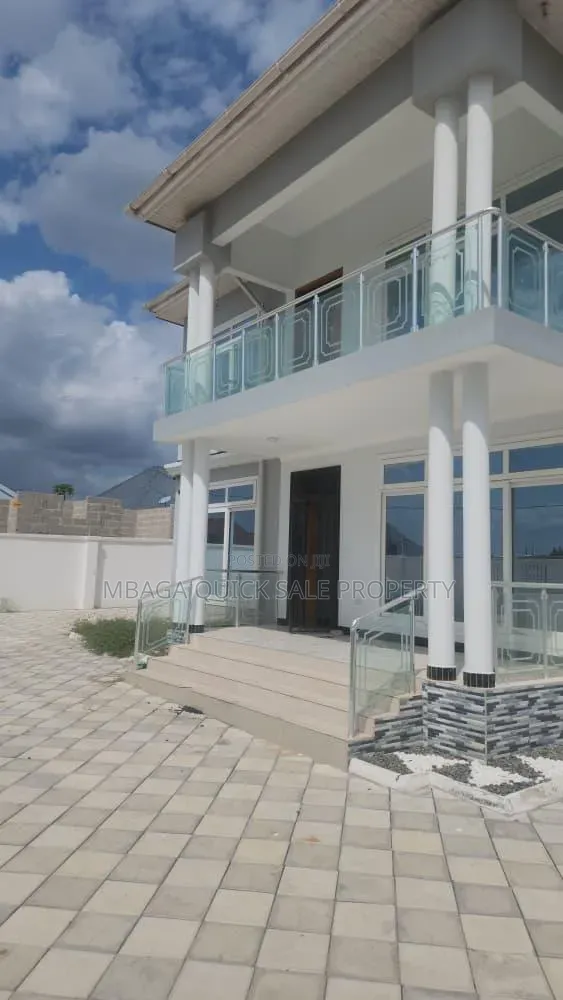 4bdrm House in Mabwerebwere for rent