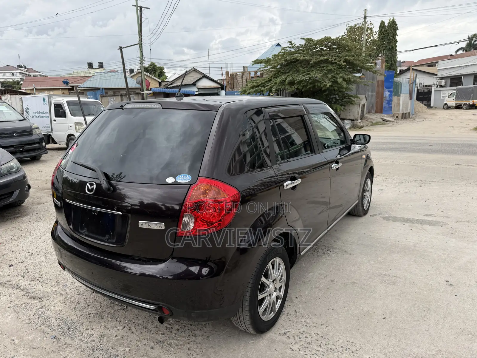 Mazda Verisa 2009 Brown