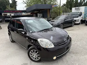 Mazda Verisa 2009 Brown