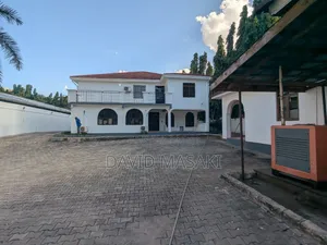 14bdrm House in Office Building, Masaki for rent
