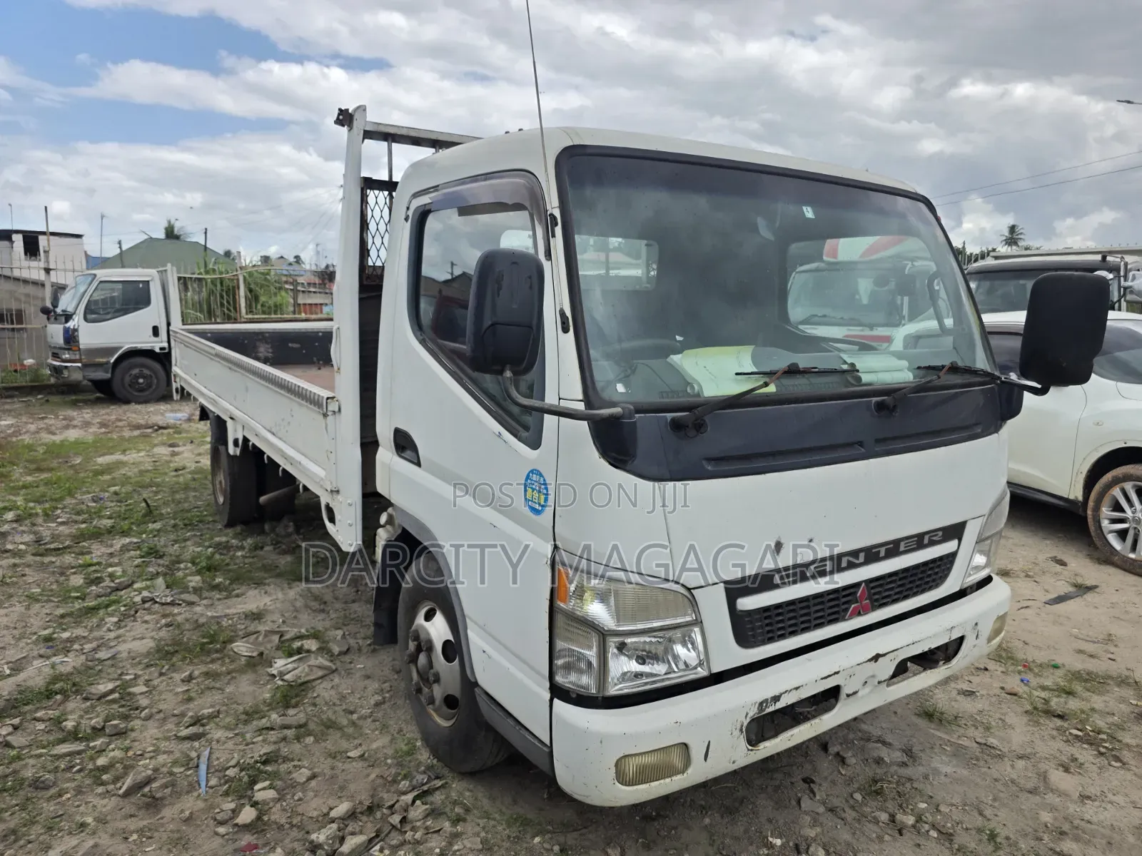 Mmitsubishi Canter