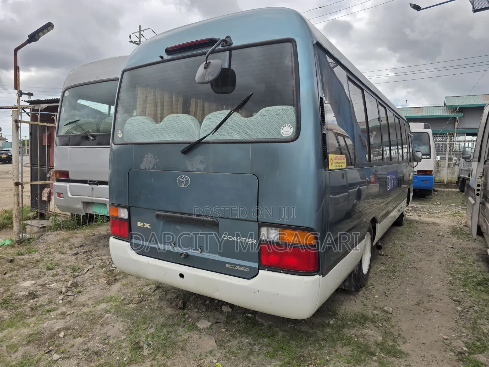 Toyota Coaster 1999 Blue