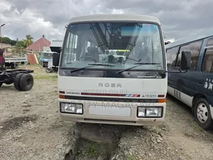 Mitsubishi Fuso Rosa 1998