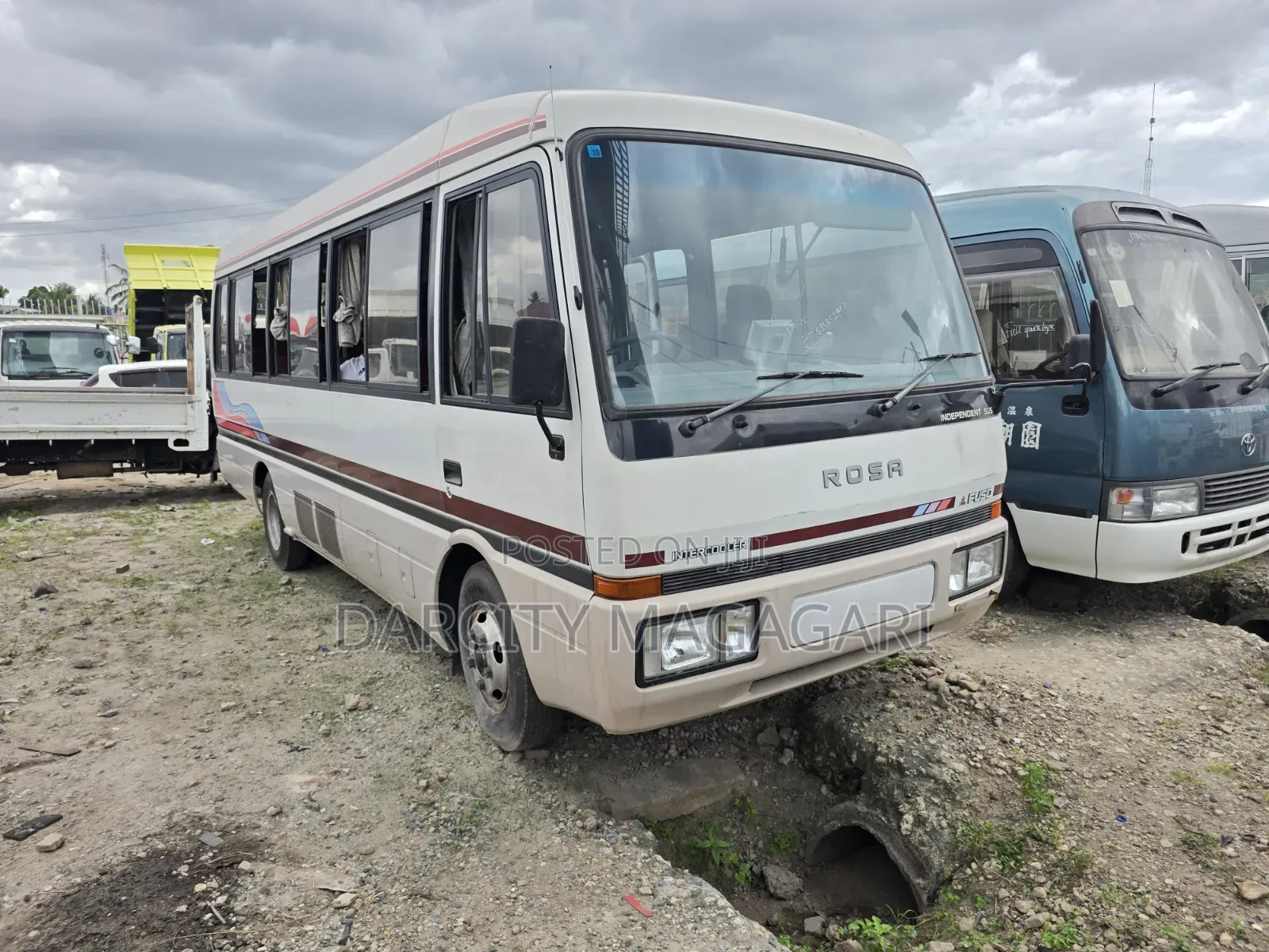 Mitsubishi Fuso Rosa 1998