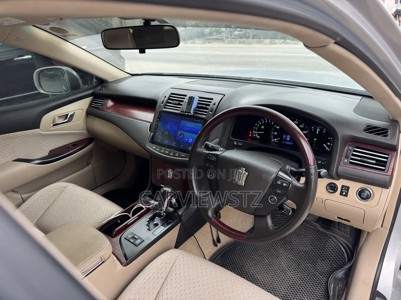Toyota Crown 2009 Silver