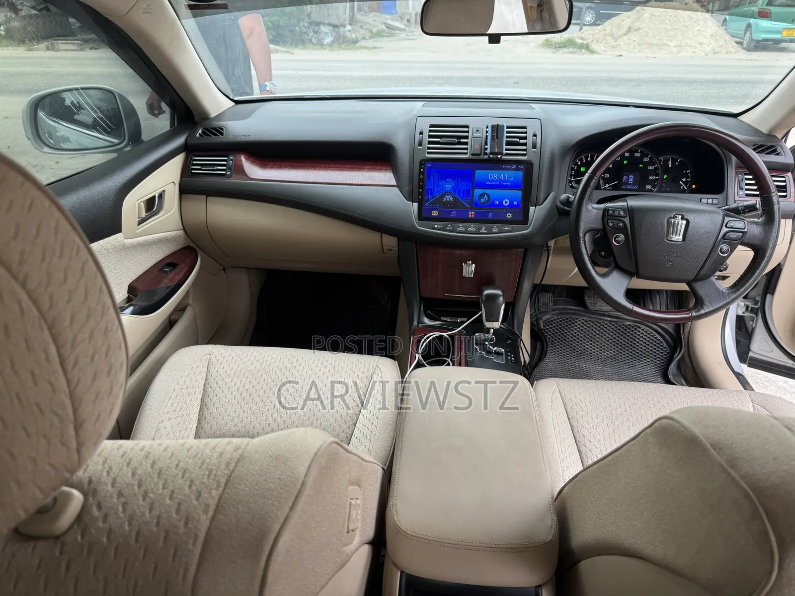 Toyota Crown 2009 Silver
