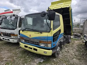 Fuso Tipper