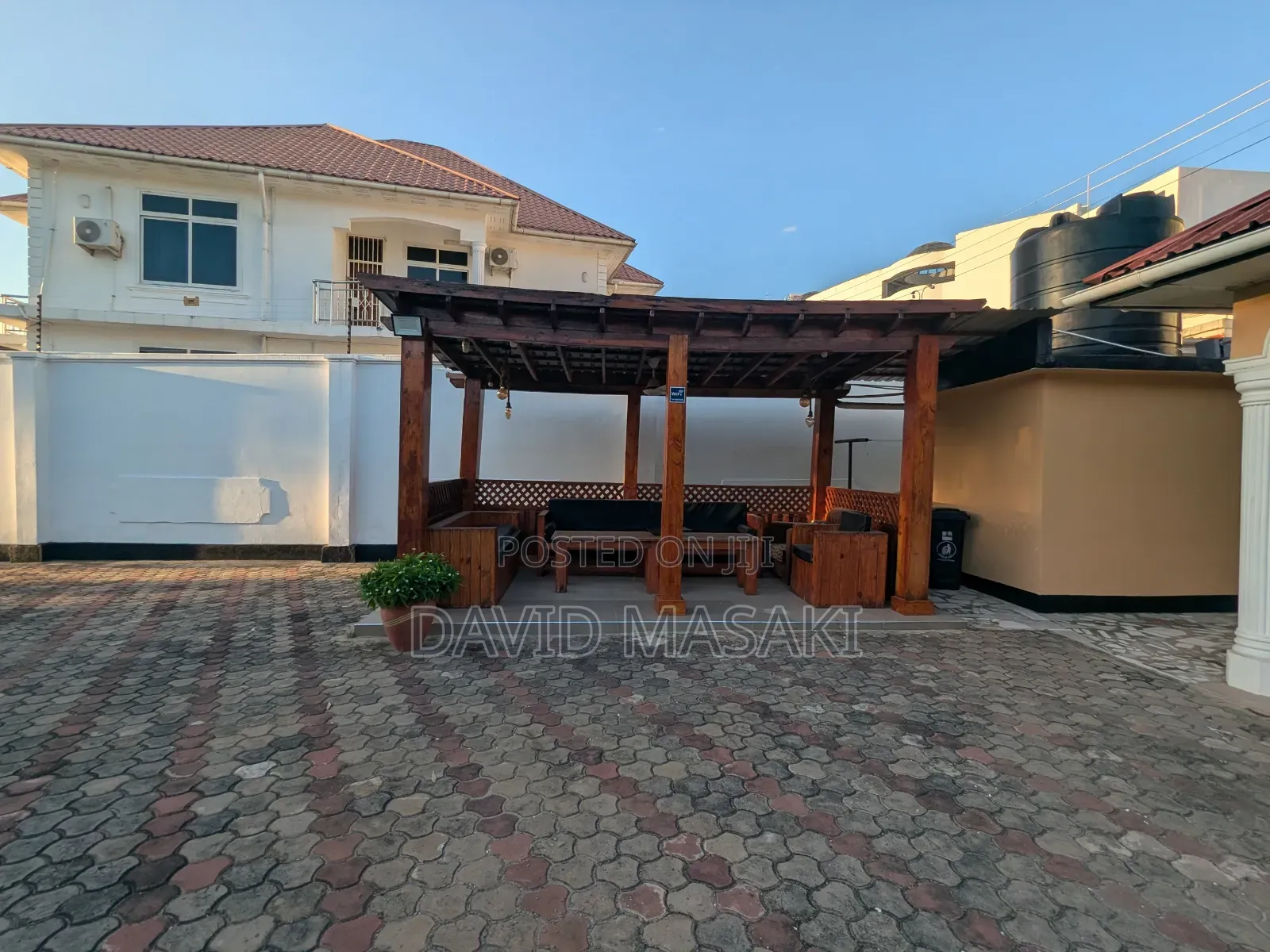 Furnished 2bdrm Bungalow in Bungalow, Oyster Bay for rent