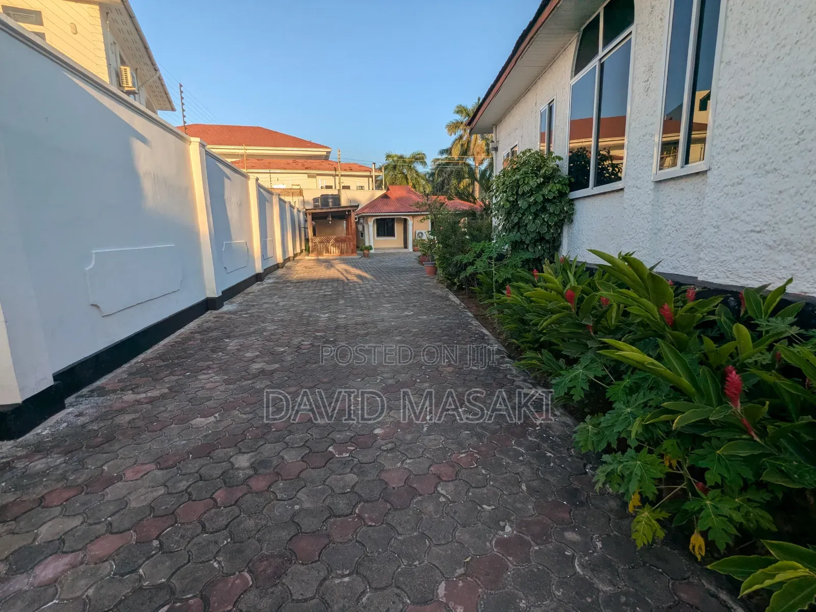 Furnished 2bdrm Bungalow in Bungalow, Oyster Bay for rent