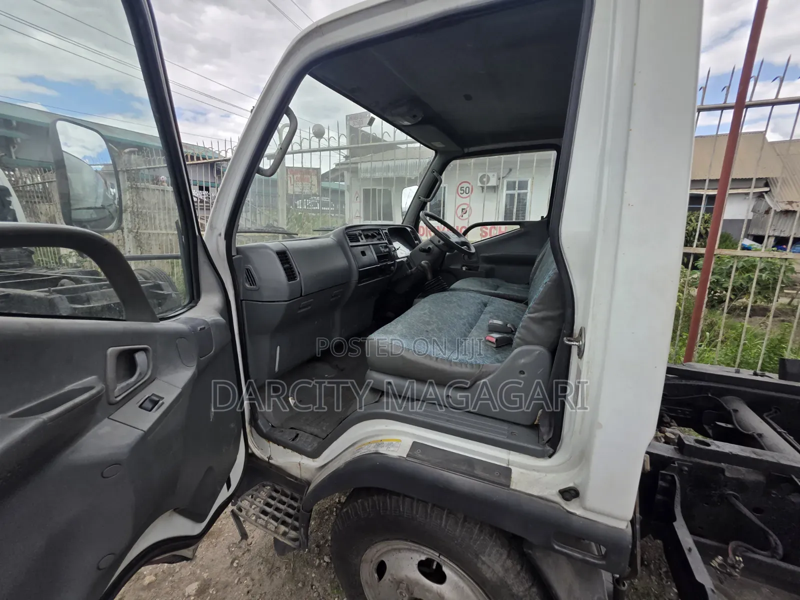 Canter Tipper