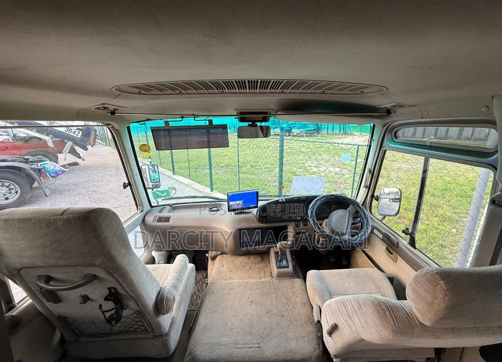 Toyota Coaster 1999