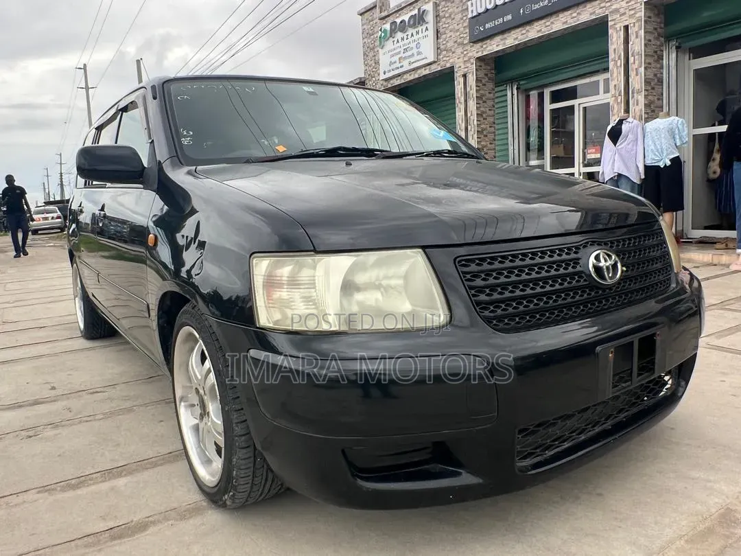 Toyota Succeed 2005 Black