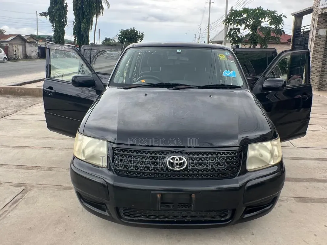 Toyota Succeed 2005 Black