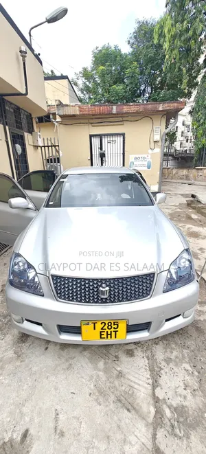 Toyota Crown 2008 Silver