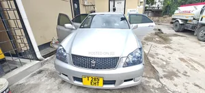 Toyota Crown 2008 Silver