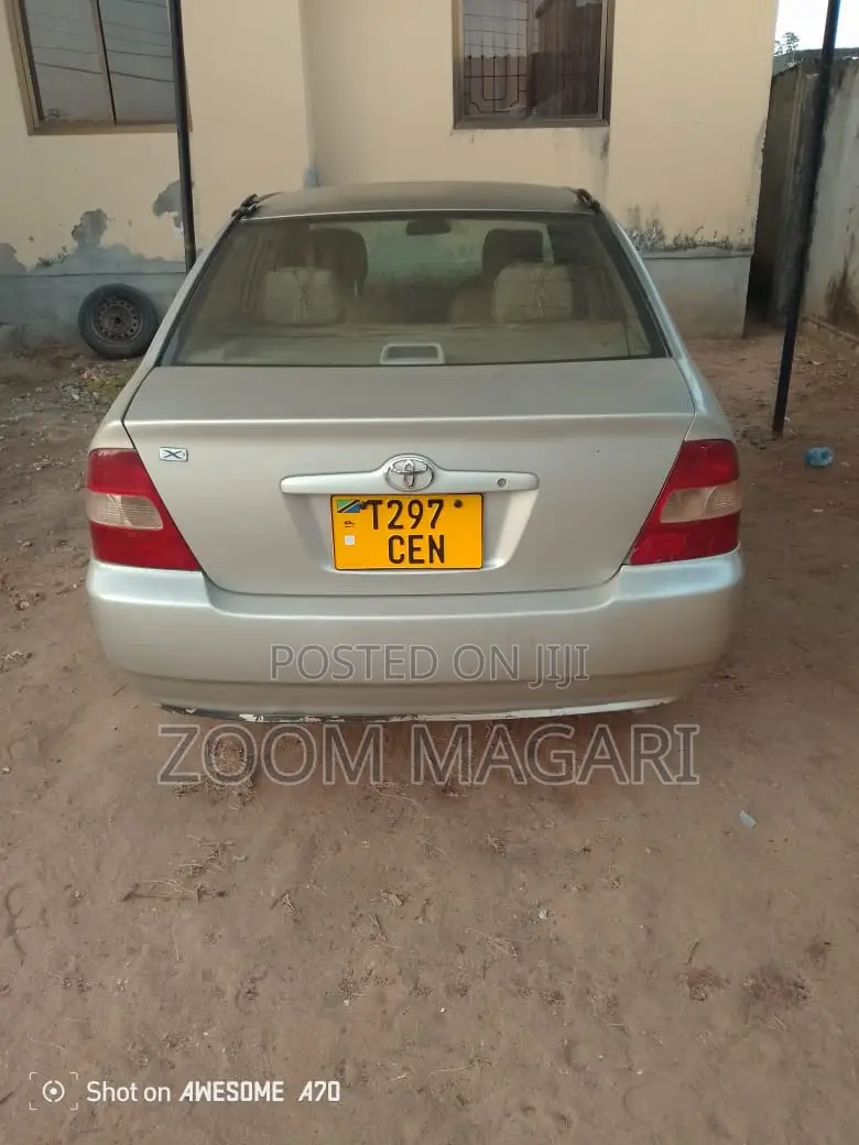Toyota Corolla 2003 Silver