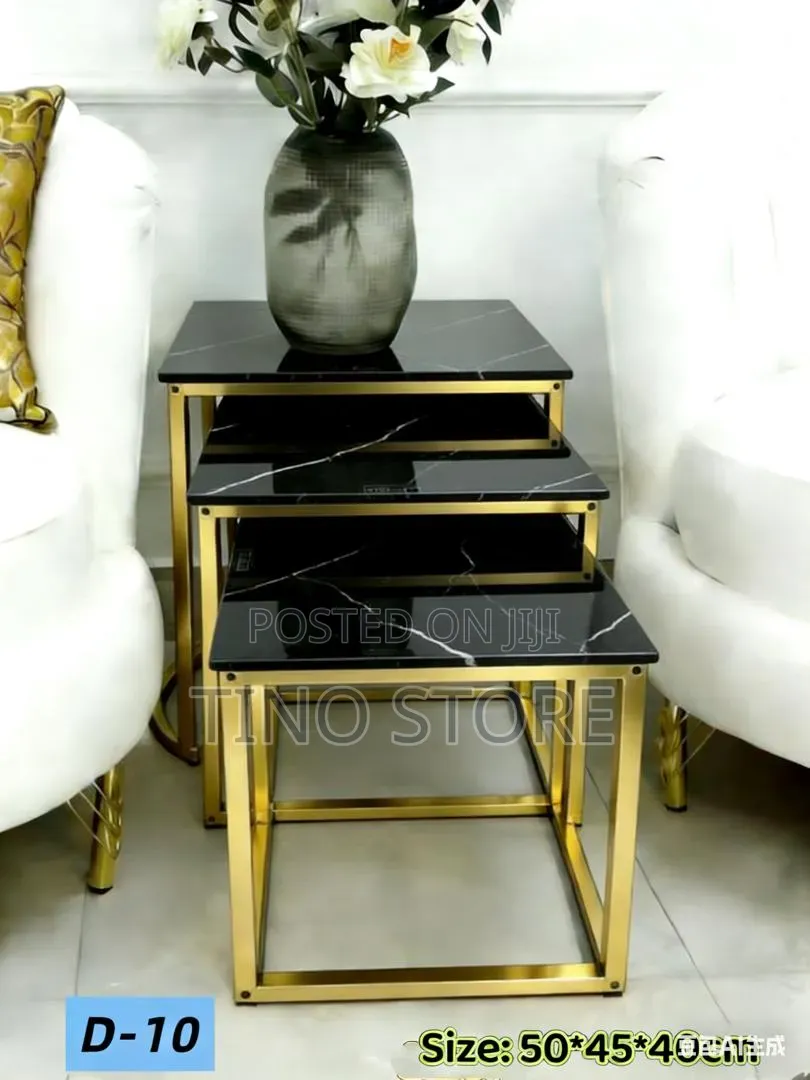Modern D-11 Nesting Side Tables Au D-11 Square Nesting Coffee Tables