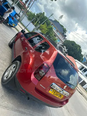 Renault Duster 2015 Burgundy
