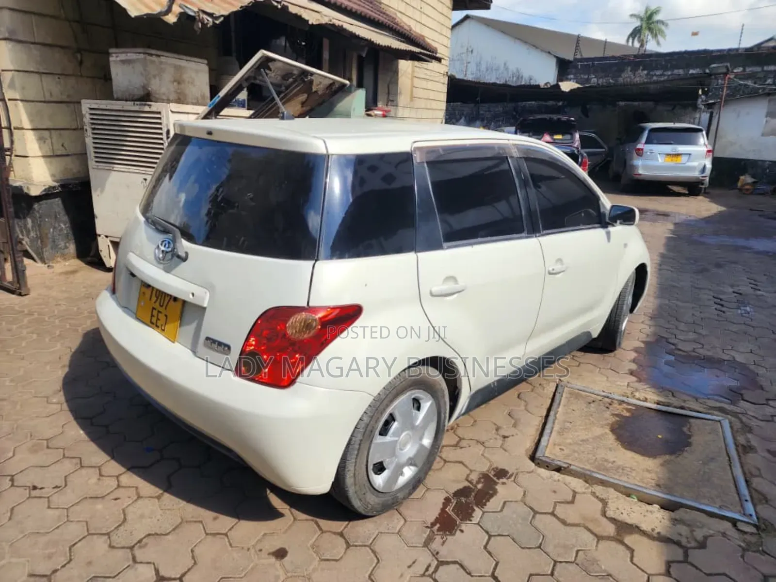 Toyota IST 2004 White
