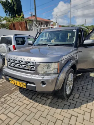 Land Rover Discovery 2010 Gray