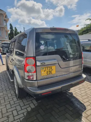 Land Rover Discovery 2010 Gray
