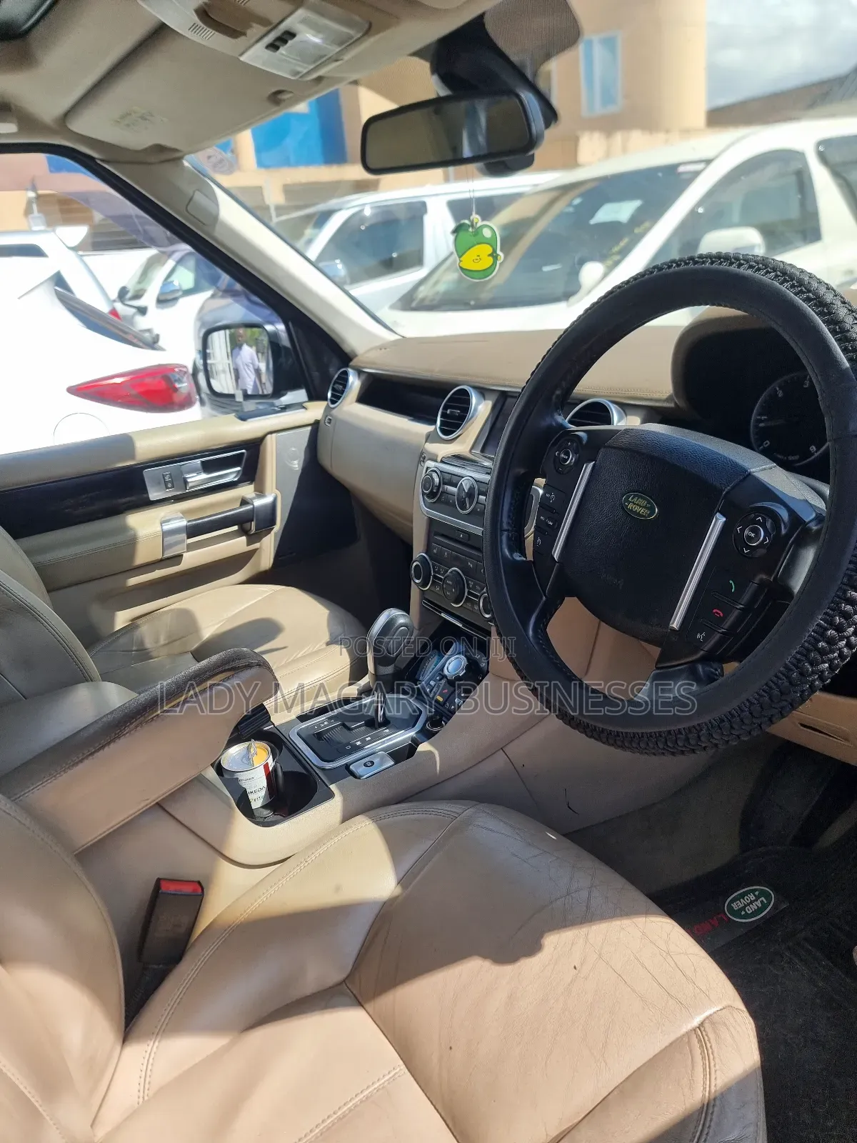 Land Rover Discovery 2010 Gray