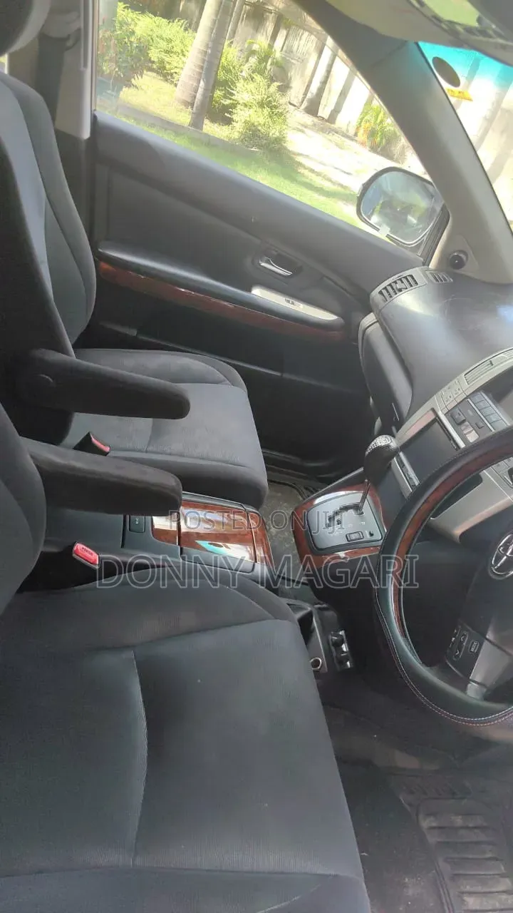 Toyota Harrier 2006 Black