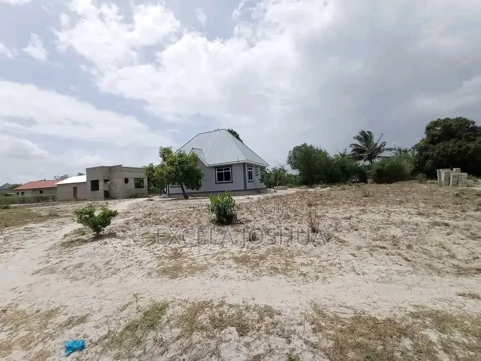3bdrm House in Excela Joshua, Ilala for sale
