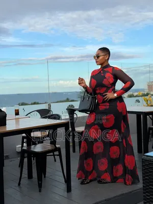 Mobeto Dress