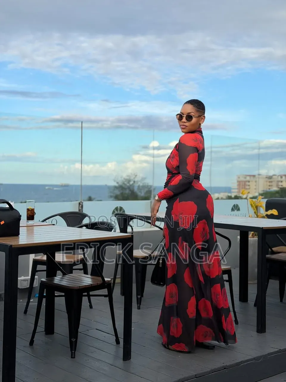Mobeto Dress