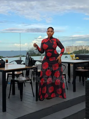 Mobeto Dress