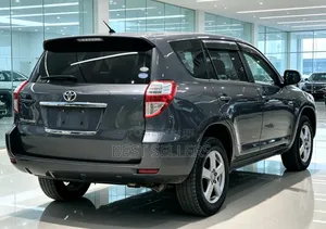 Toyota Vanguard 2009 Gray
