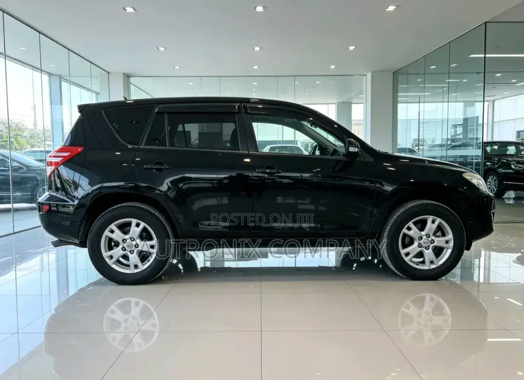 Toyota RAV4 2011 Black