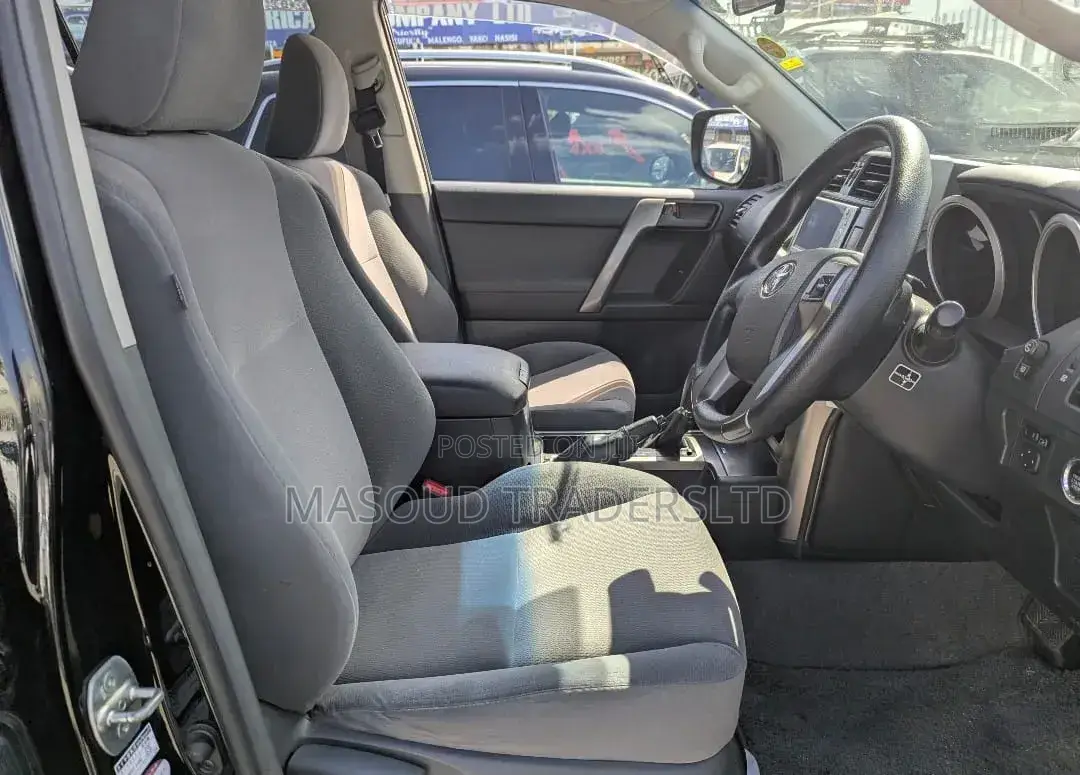 Toyota Land Cruiser Prado 2017