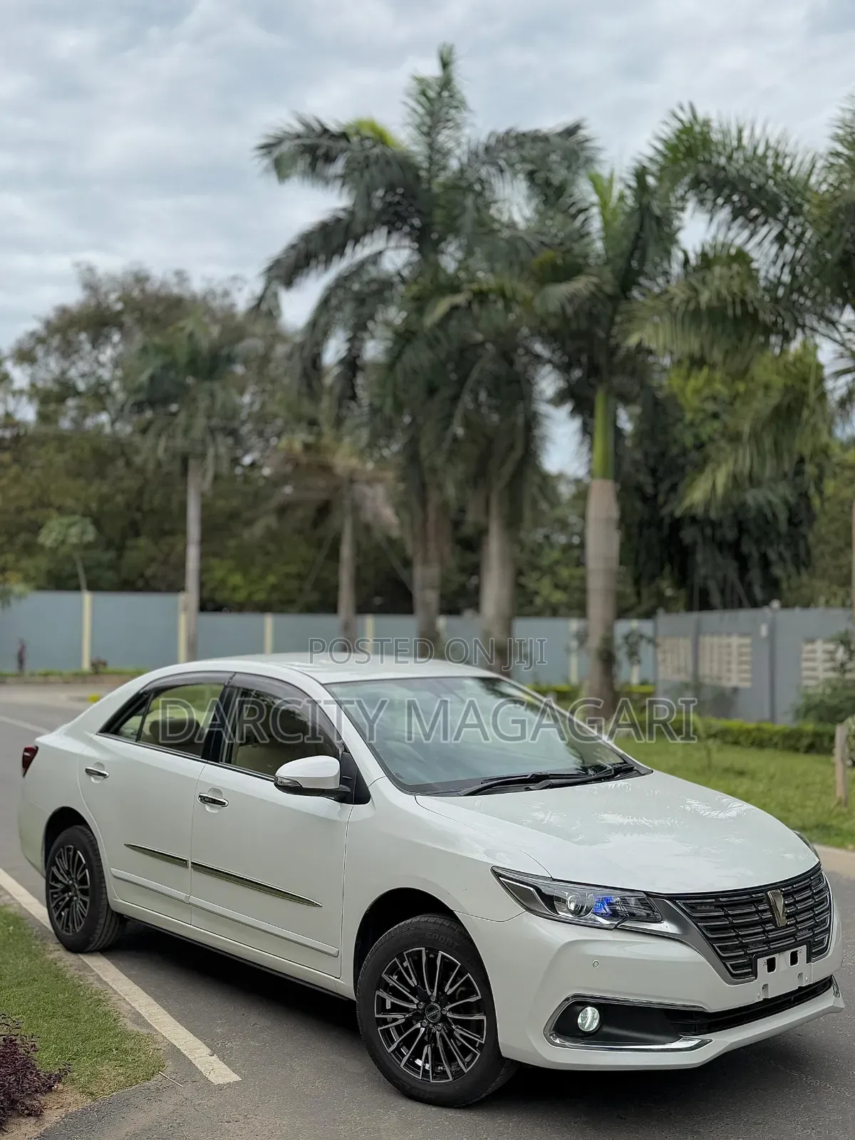 Toyota Premio 2019 White